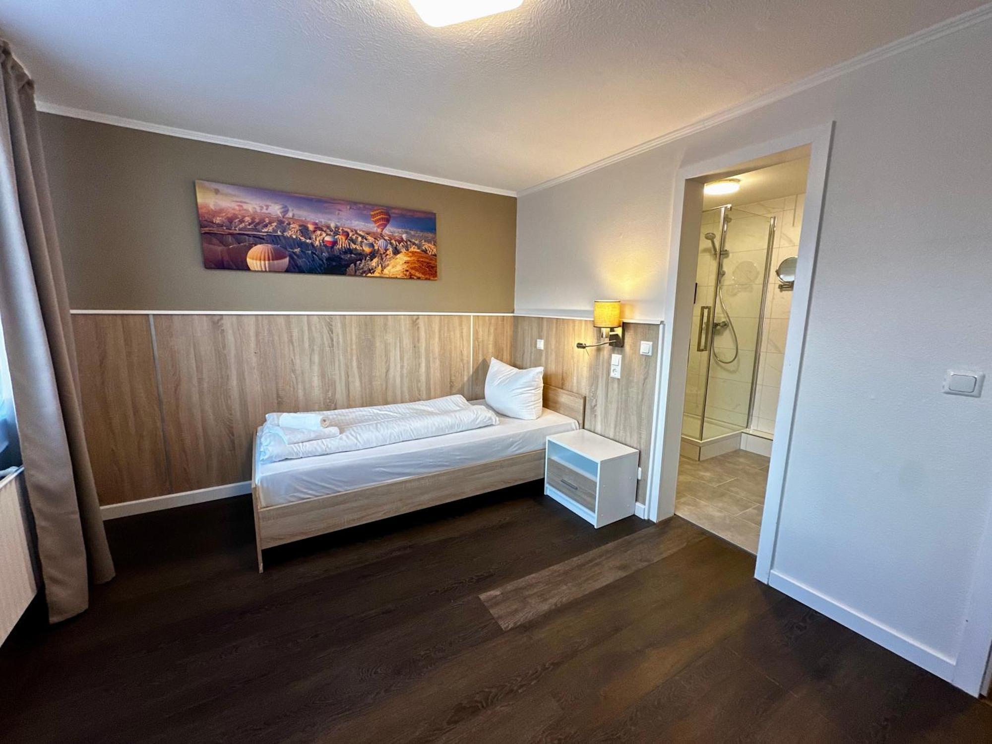D&D Hotel By Wiggers Bad Oldesloe Exterior photo